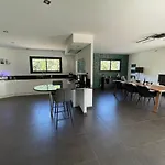 Artos - Piscine - 300 M2 Villa