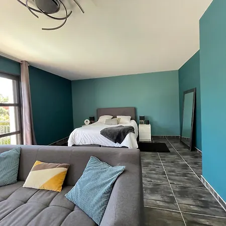 Artos - Piscine - 300 M2 * 카르카손