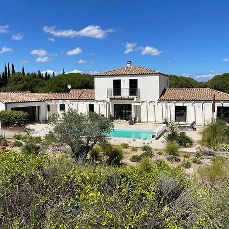 Artos - Piscine - 300 M2 카르카손